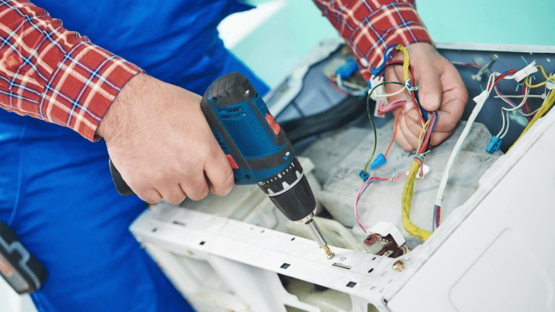 Güngören Fondital Fondital çamaşır makinesi kart tamiri – Su almama arızası orijinal parça ile giderildi. - Teknik servis örneği
